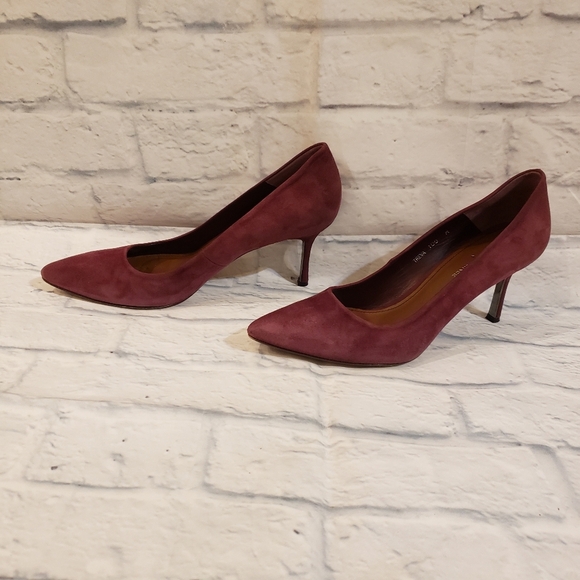 Donald J Pliner | Treva Cranberry suede heel in size 10 - Picture 4 of 9